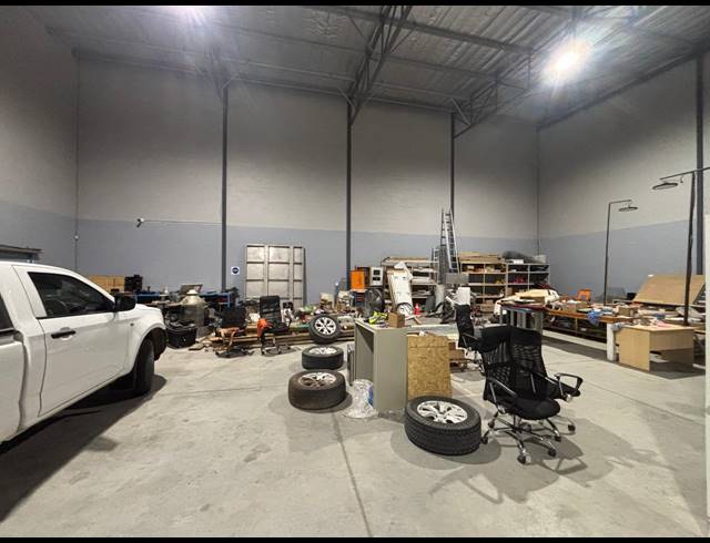 428M² WAREHOUSE TO LET IN KRAAIFONTEIN INDUSTRIA